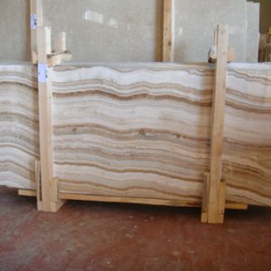 cream onyx vc